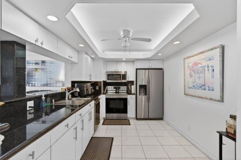 Купить кондоминиум в Хиллсборо-Бич, Флорида 3 комнаты, 111.48м2, № 2089613 - фото 4