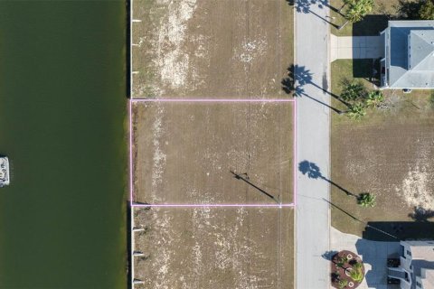 Land in Hernando Beach, Florida № 1721616 - photo 4