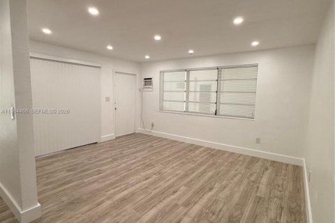 Appartement à North Miami Beach, Floride 1 chambre, 83.61 m2 № 2045698