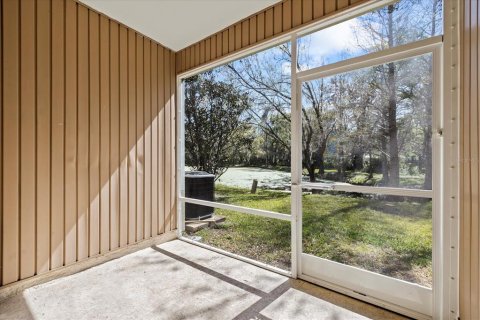 Townhouse in Seffner, Florida 2 bedrooms, 105.91 sq.m. № 1577282 - photo 16