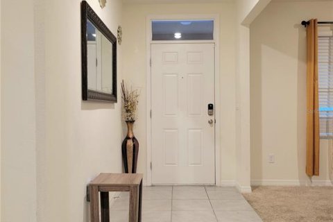 House in Davenport, Florida 5 bedrooms, 250.46 sq.m. № 1721766 - photo 5