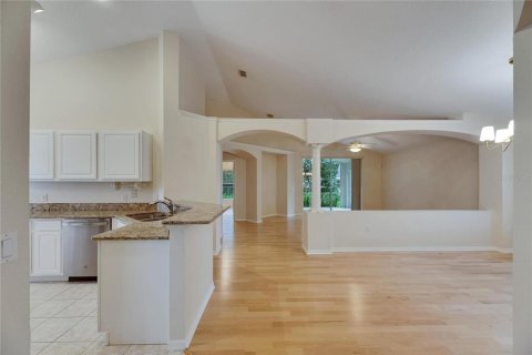 House in Lakeland, Florida 4 bedrooms, 169.27 sq.m. № 1750026 - photo 14