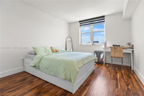 Condominio en venta en Miami, Florida, 2 dormitorios, 103.4 m2 № 2066547 - foto 21