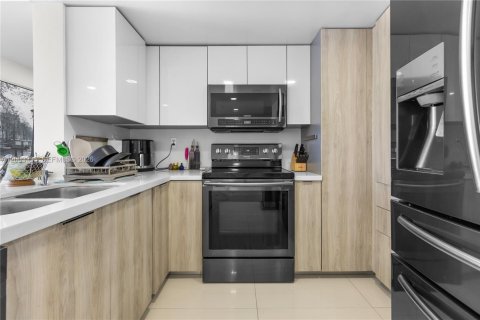 Condominio en venta en Miami, Florida, 2 dormitorios, 103.4 m2 № 2066547 - foto 9