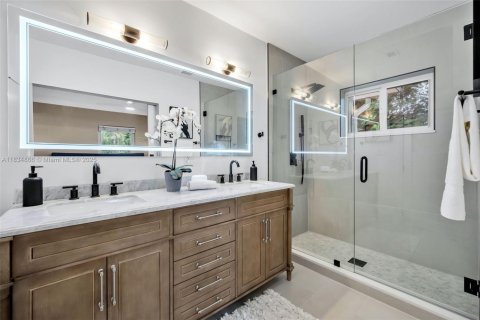 Casa en venta en Miami, Florida, 4 dormitorios, 178.28 m2 № 1828924 - foto 30
