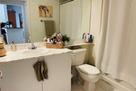 Купить кондоминиум в Авентура, Флорида 1 спальня, 77.57м2, № 1867308 - фото 13