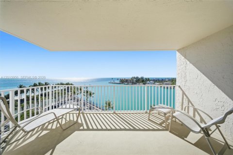Condominio en venta en Marathon, Florida, 1 dormitorio, 74.04 m2 № 2075242 - foto 25