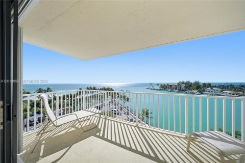 Condominio en venta en Marathon, Florida, 1 dormitorio, 74.04 m2 № 2075242 - foto 26