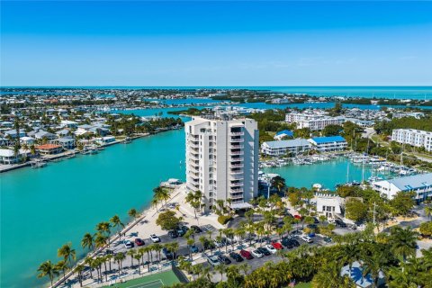Condominio en Marathon, Florida, 1 dormitorio  № 2075242