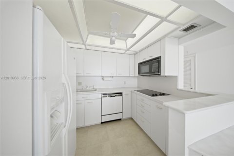 Condominio en venta en Marathon, Florida, 1 dormitorio, 74.04 m2 № 2075242 - foto 23