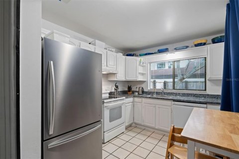 Condominio en venta en Clearwater, Florida, 2 dormitorios, 91.69 m2 № 1780293 - foto 12