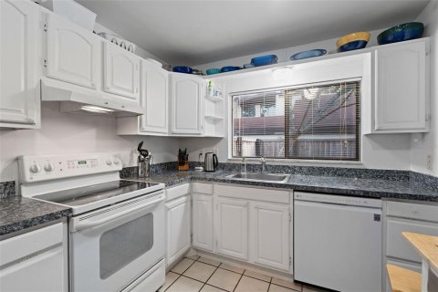 Condominio en venta en Clearwater, Florida, 2 dormitorios, 91.69 m2 № 1780293 - foto 13