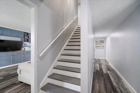 Villa ou maison à vendre à Valrico, Floride: 4 chambres, 223.24 m2 № 1882848 - photo 17