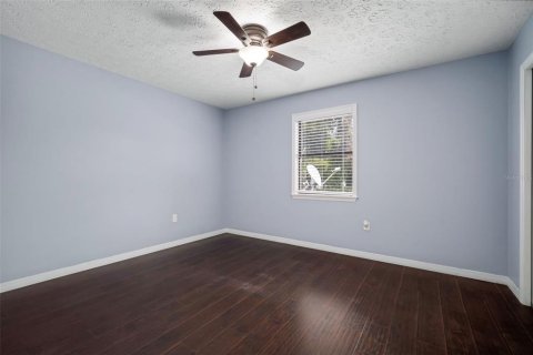 Villa ou maison à vendre à Valrico, Floride: 4 chambres, 223.24 m2 № 1882848 - photo 23