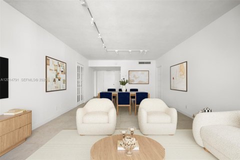 Condo in Miami Beach, Florida, 1 bedroom  № 2171287 - photo 3