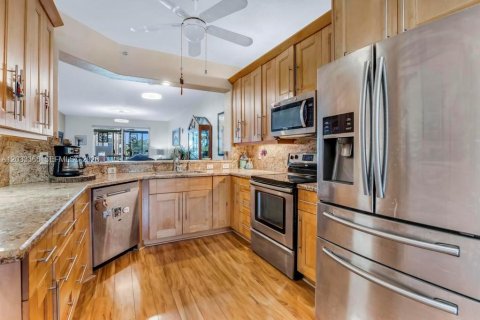 Condominio en venta en Tamarac, Florida, 2 dormitorios, 158.4 m2 № 2077993 - foto 9