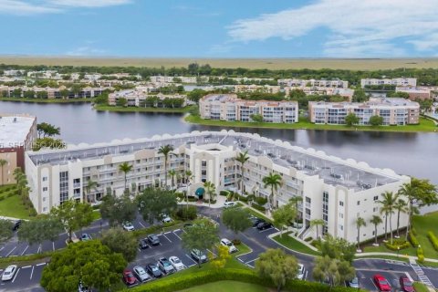 Condominio en venta en Tamarac, Florida, 2 dormitorios, 158.4 m2 № 2077993 - foto 27