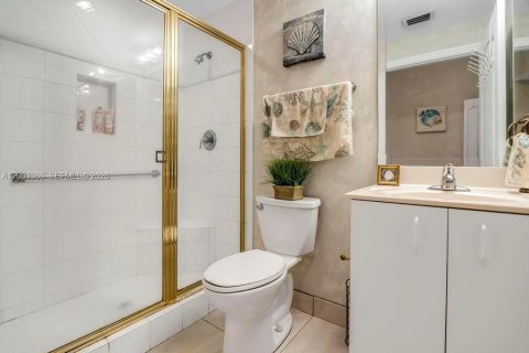 Condominio en venta en Tamarac, Florida, 2 dormitorios, 158.4 m2 № 2077993 - foto 24