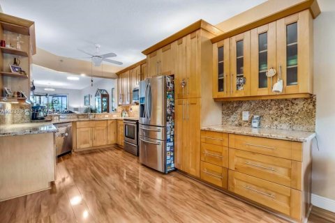 Condominio en venta en Tamarac, Florida, 2 dormitorios, 158.4 m2 № 2077993 - foto 7