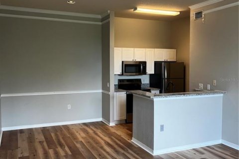 Condo in Sarasota, Florida, 1 bedroom  № 1898560 - photo 23