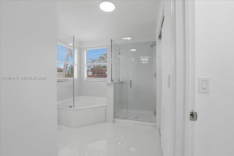 Купить виллу или дом в Санрайз, Флорида 4 спальни, 171.59м2, № 2007765 - фото 20