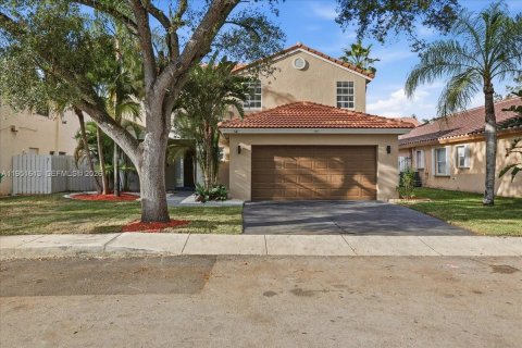 Купить виллу или дом в Санрайз, Флорида 4 спальни, 171.59м2, № 2007765 - фото 2