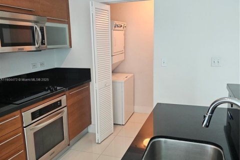 Купить кондоминиум в Майами, Флорида 2 спальни, 93.46м2, № 2181768 - фото 15