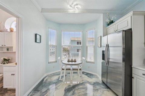 Townhouse in Tierra Verde, Florida 3 bedrooms, 207.73 sq.m. № 1782642 - photo 22
