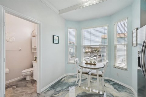 Townhouse in Tierra Verde, Florida 3 bedrooms, 207.73 sq.m. № 1782642 - photo 24