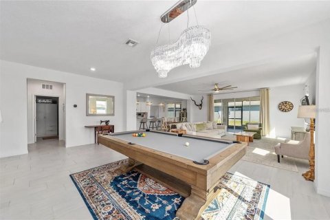Casa en alquiler en Ocala, Florida, 5 dormitorios, 319.96 m2 № 1917198 - foto 3