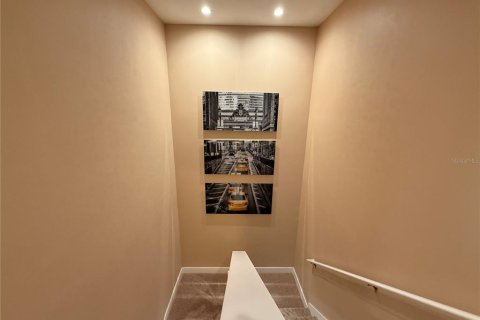 Townhouse in Kissimmee, Florida 4 bedrooms, 218.88 sq.m. № 2297006 - photo 19