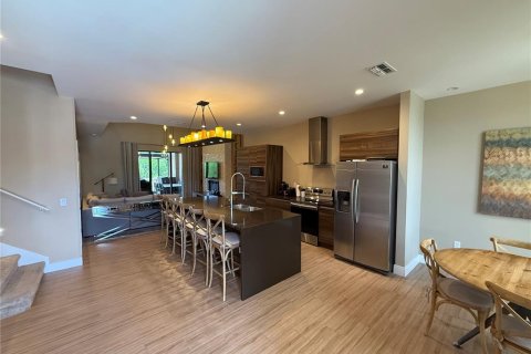 Townhouse in Kissimmee, Florida 4 bedrooms, 218.88 sq.m. № 2297006 - photo 8