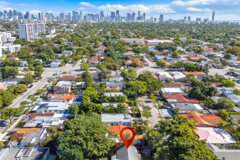 Купить виллу или дом в Майами, Флорида 2 спальни, 102.47м2, № 1987956 - фото 17