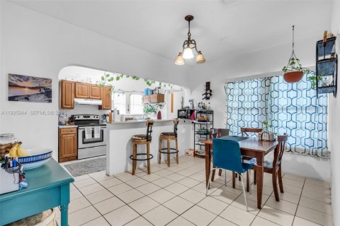 Купить виллу или дом в Майами, Флорида 2 спальни, 102.47м2, № 1987956 - фото 6