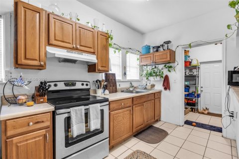 Купить виллу или дом в Майами, Флорида 2 спальни, 102.47м2, № 1987956 - фото 7