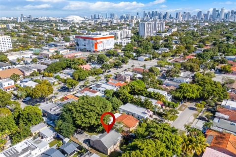 Купить виллу или дом в Майами, Флорида 2 спальни, 102.47м2, № 1987956 - фото 16