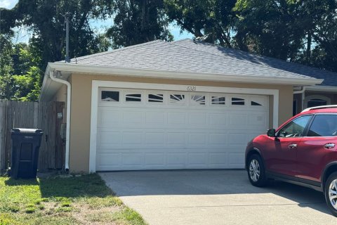House in Tampa, Florida 3 bedrooms, 143.26 sq.m. № 1827784 - photo 3