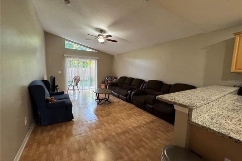 House in Tampa, Florida 3 bedrooms, 143.26 sq.m. № 1827784 - photo 14