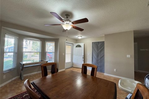 House in Tampa, Florida 3 bedrooms, 143.26 sq.m. № 1827784 - photo 8