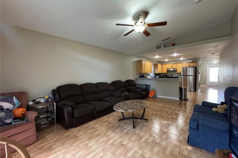 House in Tampa, Florida 3 bedrooms, 143.26 sq.m. № 1827784 - photo 13