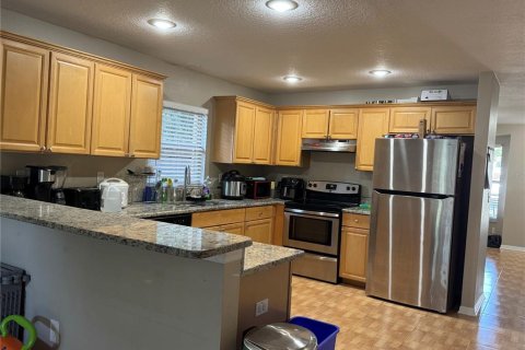 House in Tampa, Florida 3 bedrooms, 143.26 sq.m. № 1827784 - photo 10