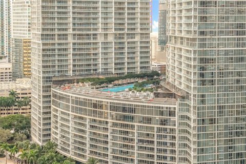 Condominio en alquiler en Miami, Florida, 2 dormitorios, 108.51 m2 № 2006773 - foto 28