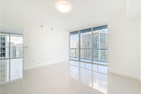 Condominio en alquiler en Miami, Florida, 2 dormitorios, 108.51 m2 № 2006773 - foto 16