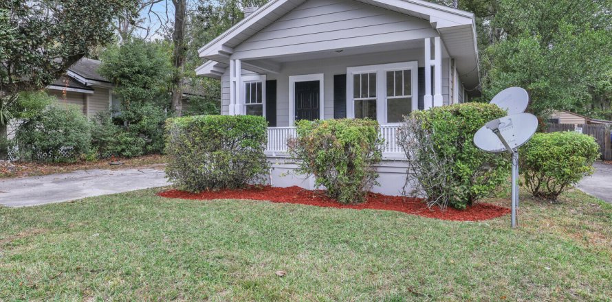 House in Jacksonville, Florida 3 bedrooms, 96.62 sq.m. № 847786