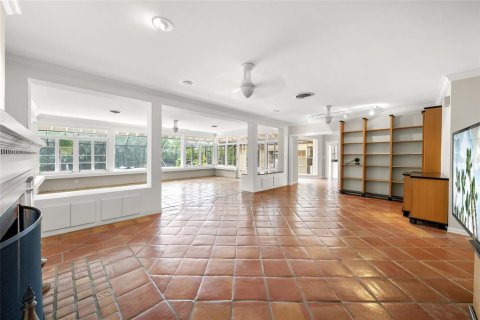 Villa ou maison à louer à Sarasota, Floride: 4 chambres, 288.46 m2 № 2427246 - photo 7
