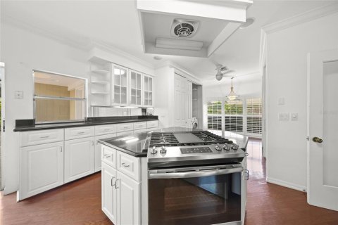 Villa ou maison à louer à Sarasota, Floride: 4 chambres, 288.46 m2 № 2427246 - photo 15