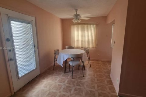 Condominio en alquiler en Delray Beach, Florida, 2 dormitorios, 84.54 m2 № 2014635 - foto 4