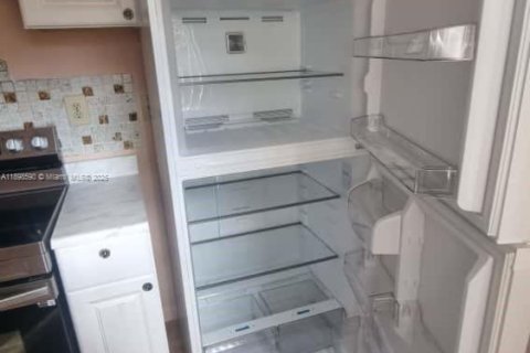 Condominio en alquiler en Delray Beach, Florida, 2 dormitorios, 84.54 m2 № 2014635 - foto 3