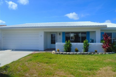 Condo in Pinellas Park, Florida, 2 bedrooms  № 2116423 - photo 2