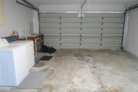 Condo in Pinellas Park, Florida, 2 bedrooms  № 2116423 - photo 25